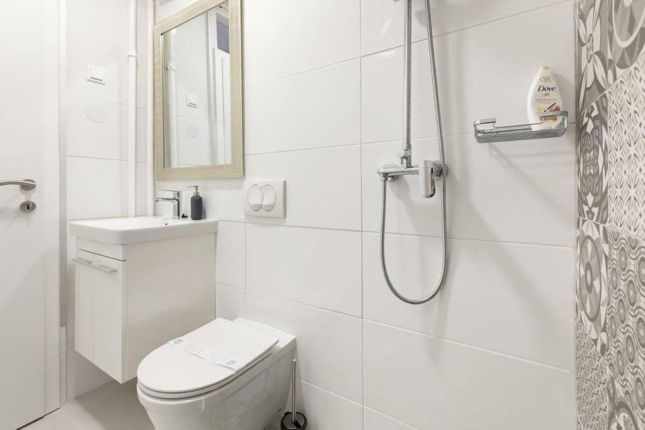 Penthouse "Sky 17" S Balkonom I Besplatnim Parkingom Διαμέρισμα Ζάγκρεμπ Εξωτερικό φωτογραφία